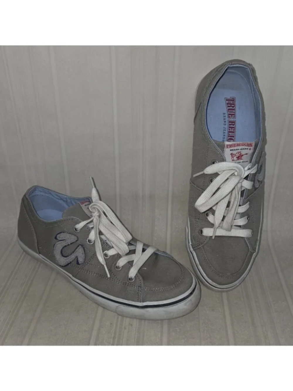 True Religion Vintage Canvas Low Top Sneakers Dark Grey Men’s Sz 10.5 TR118107j